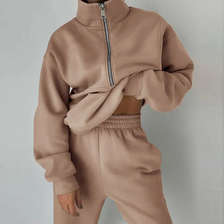 Ira - Cozy 2-Piece Tracksuit Set