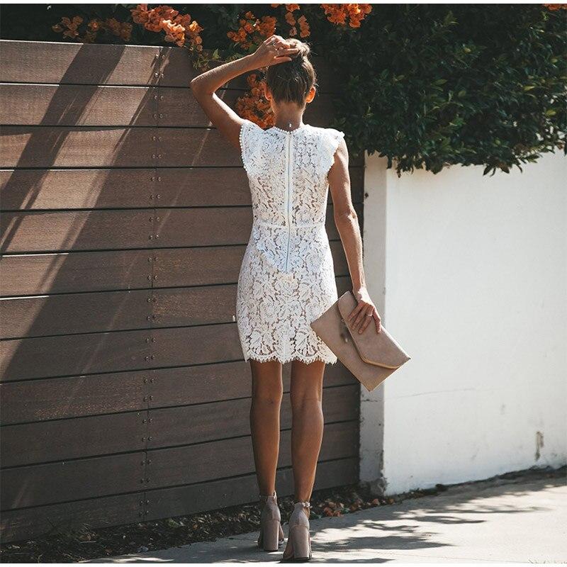 Chic Lace Gown